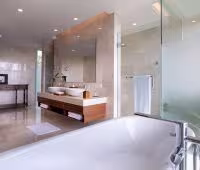 Villa Kailasha, Salle de bain principale