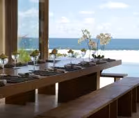 Villa Babar, Esstisch